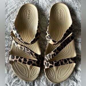 Leopard Print Women’s Crocs Sz 7